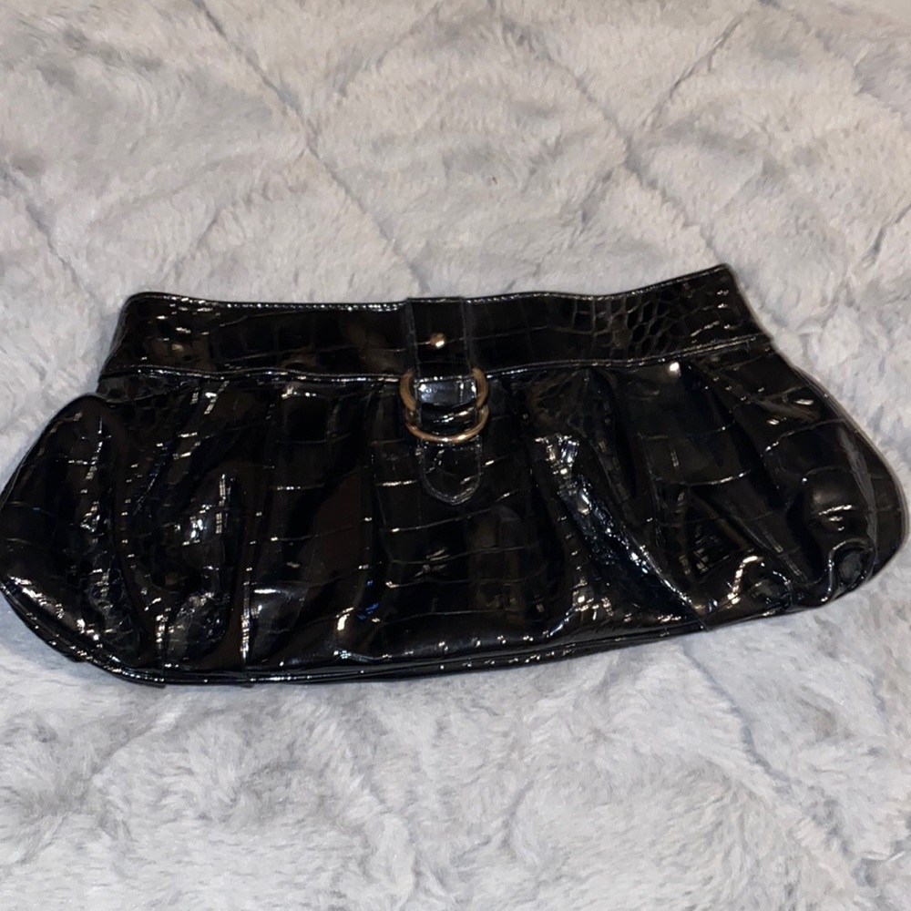 Apt 9 black clutch purse